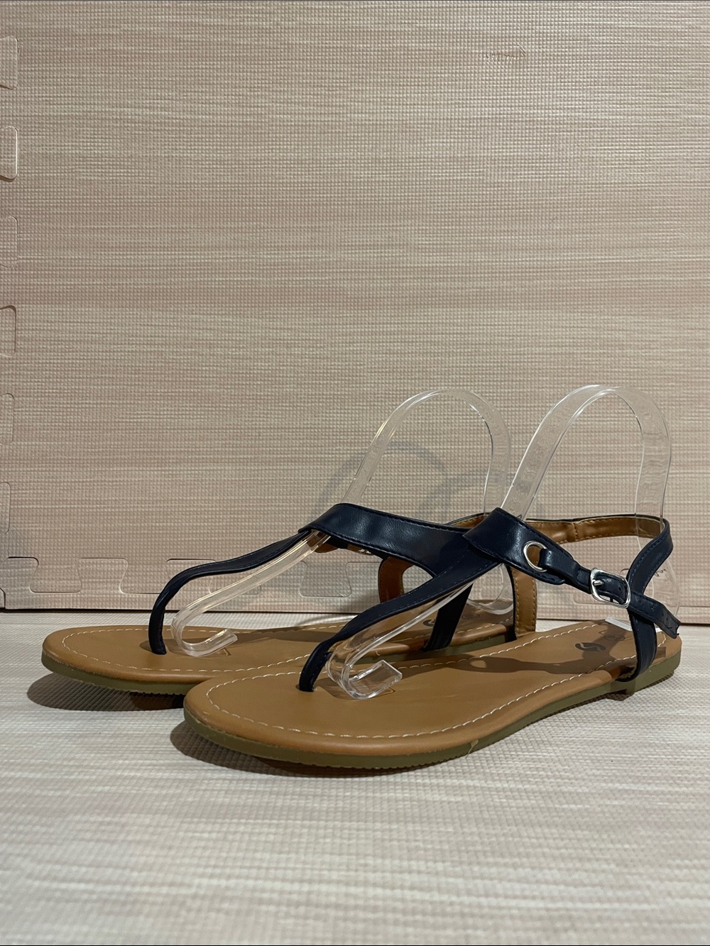Women’s NavyT-Strap Sandals